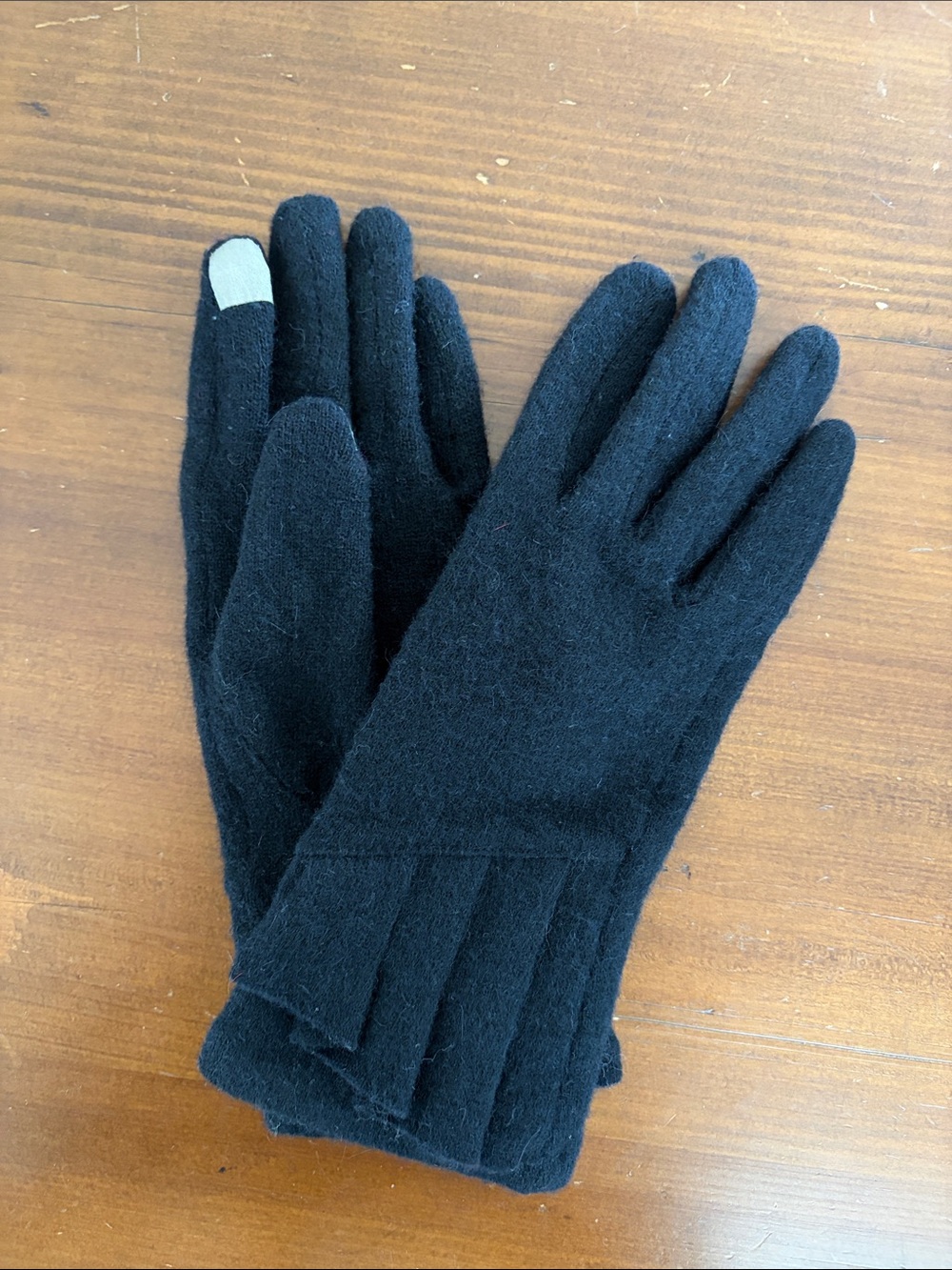 Talbots Black Wool Blend Women's Gloves with Stitch Detail